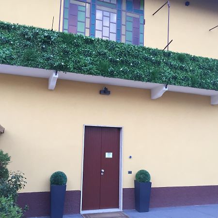 Location Lory Hotell Busto Arsizio Exteriör bild