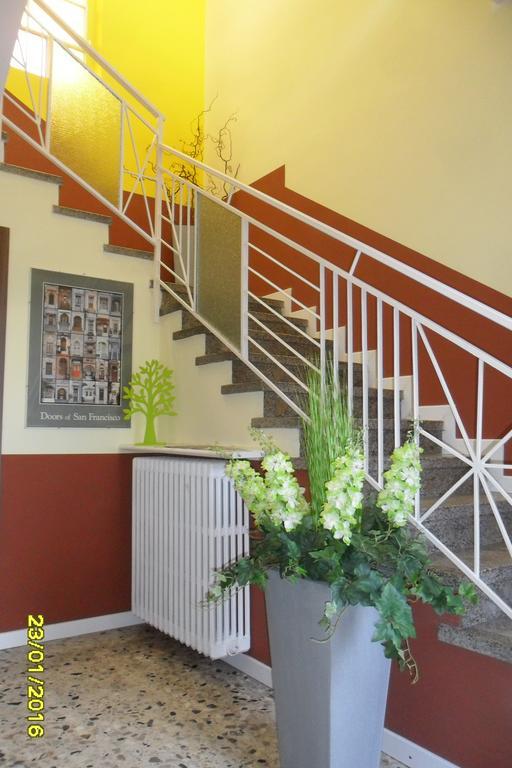 Location Lory Hotell Busto Arsizio Exteriör bild
