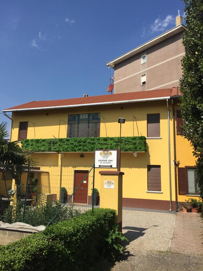 Location Lory Hotell Busto Arsizio Exteriör bild